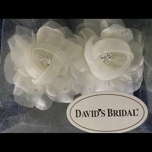 David’s Bridal Fabric Hair Flower Clip